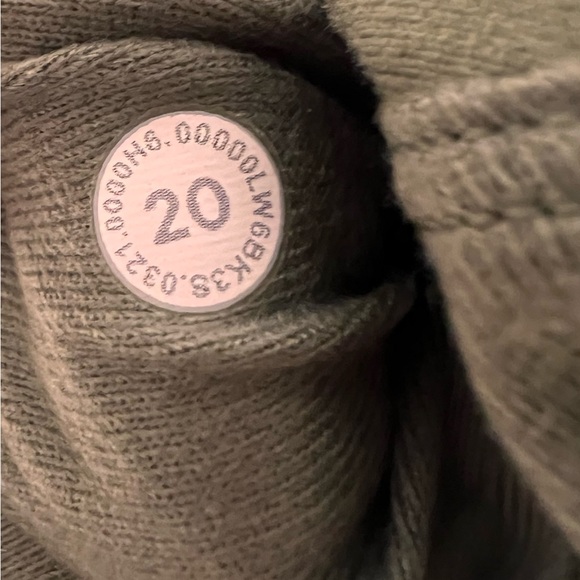 NWOT / Lululemon Ready to Rulu High-Rise Jogger Crop - Picture 8 of 10